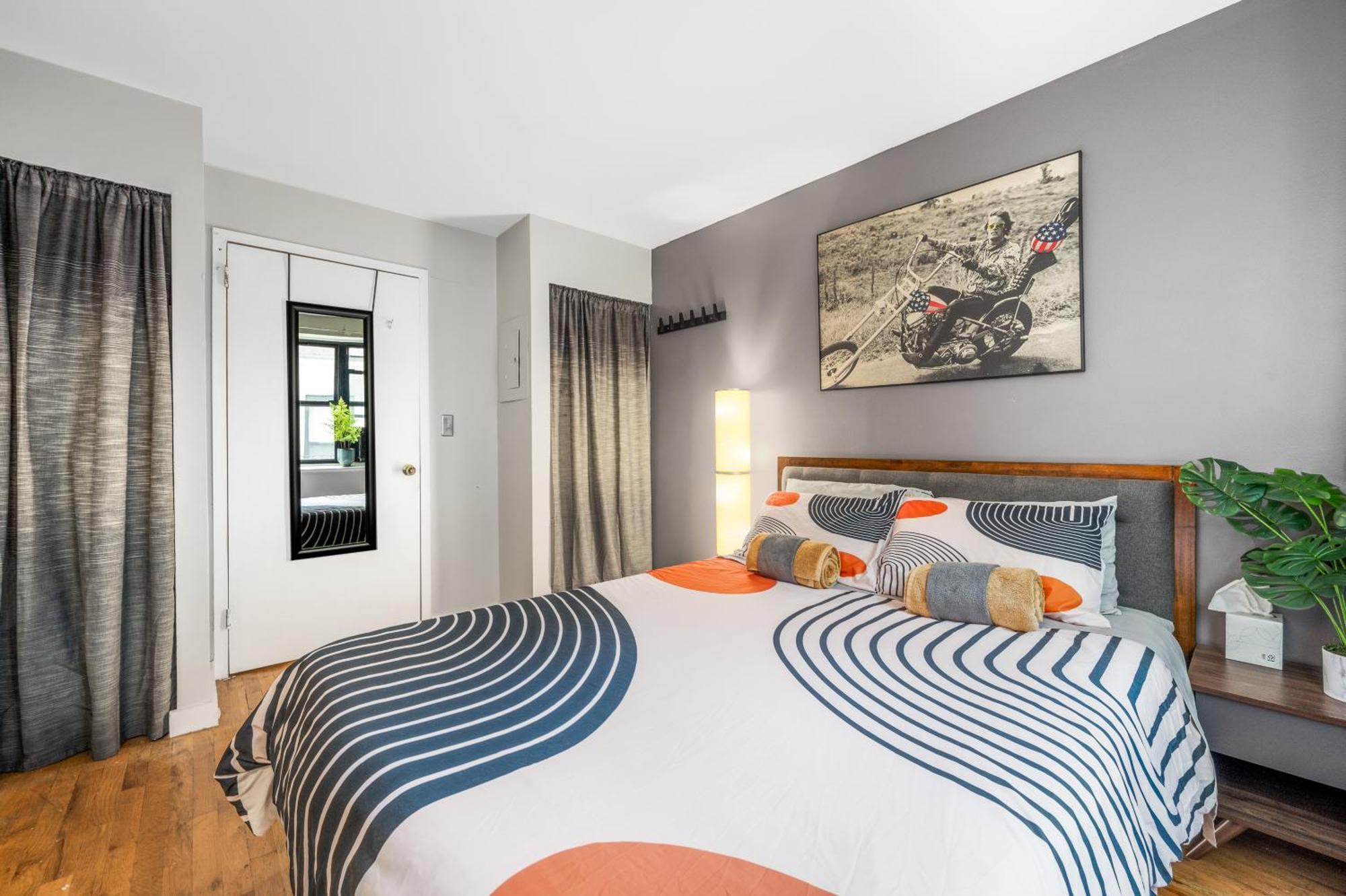 Modern Monthly Lower East Side One Bedroom *